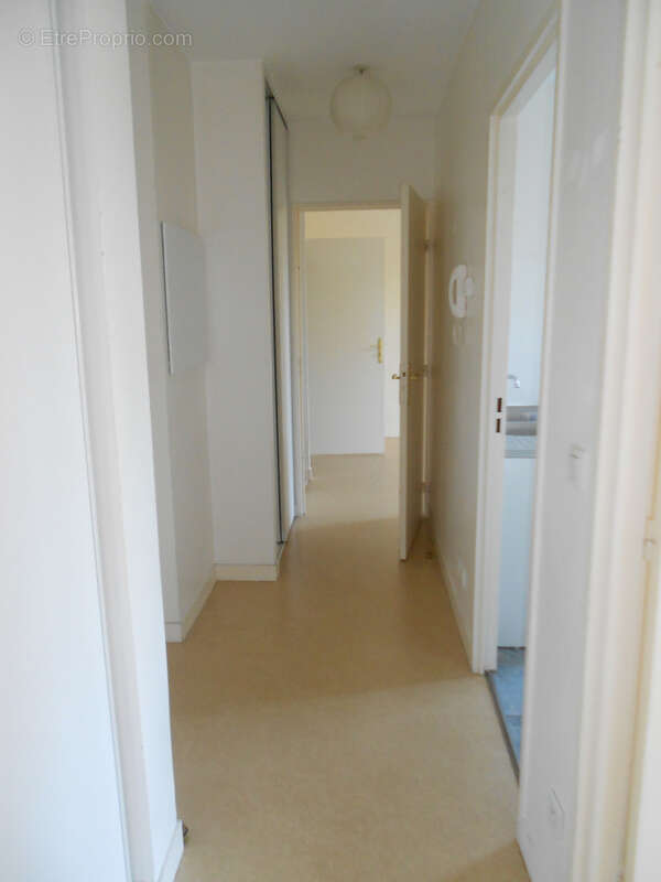 Appartement à VAUX-LE-PENIL