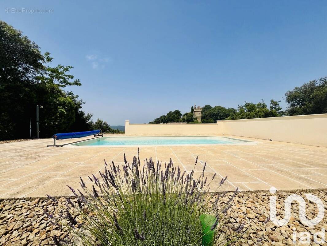 Photo 1 - Maison à SABRAN