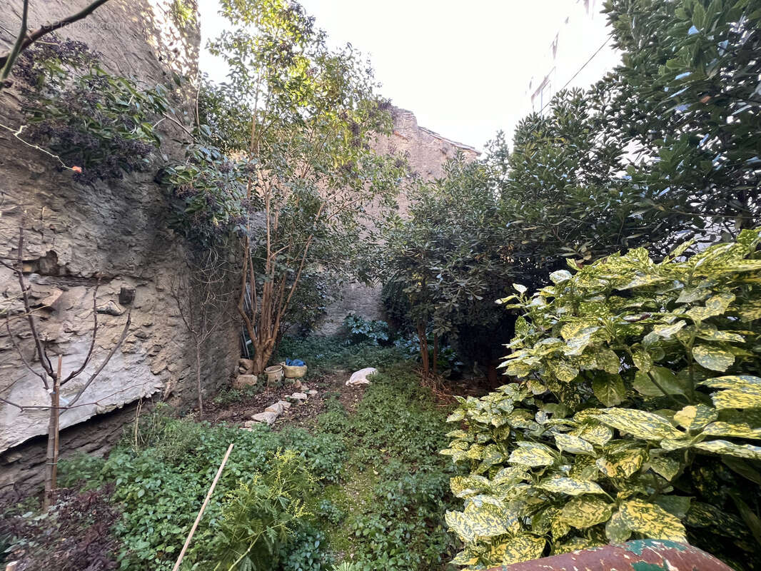 Maison à PEYRIAC-MINERVOIS