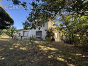 Maison à AMBARES-ET-LAGRAVE