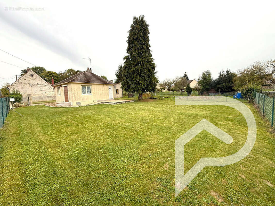 Maison à RESSONS-SUR-MATZ