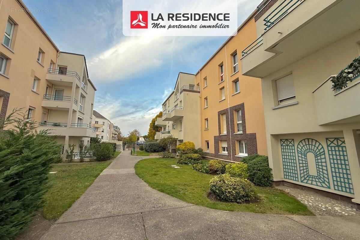 Appartement à BEAUCHAMP