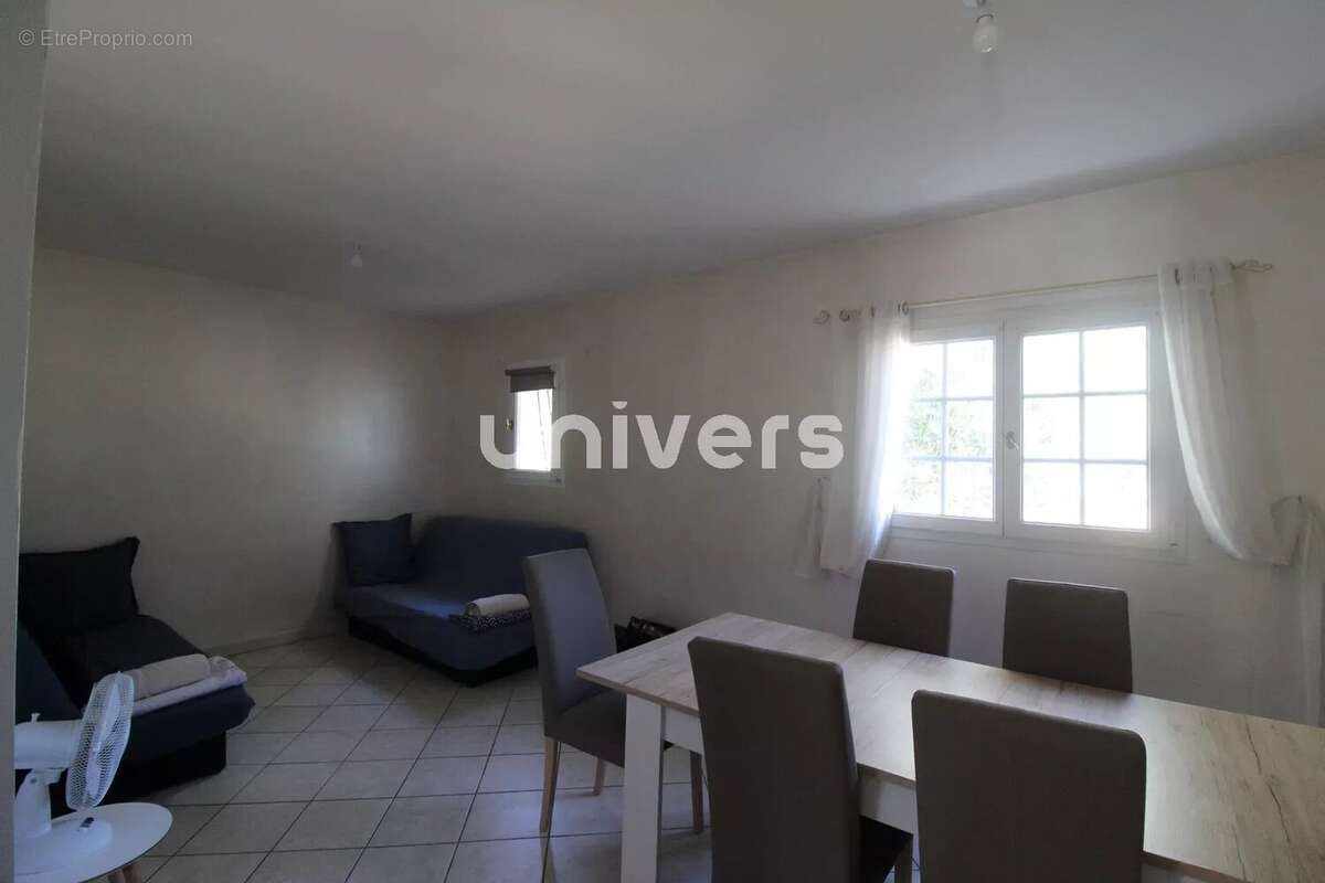 Maison à LIVRON-SUR-DROME