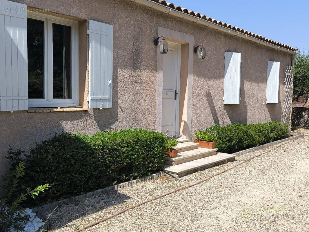Maison à SORGUES