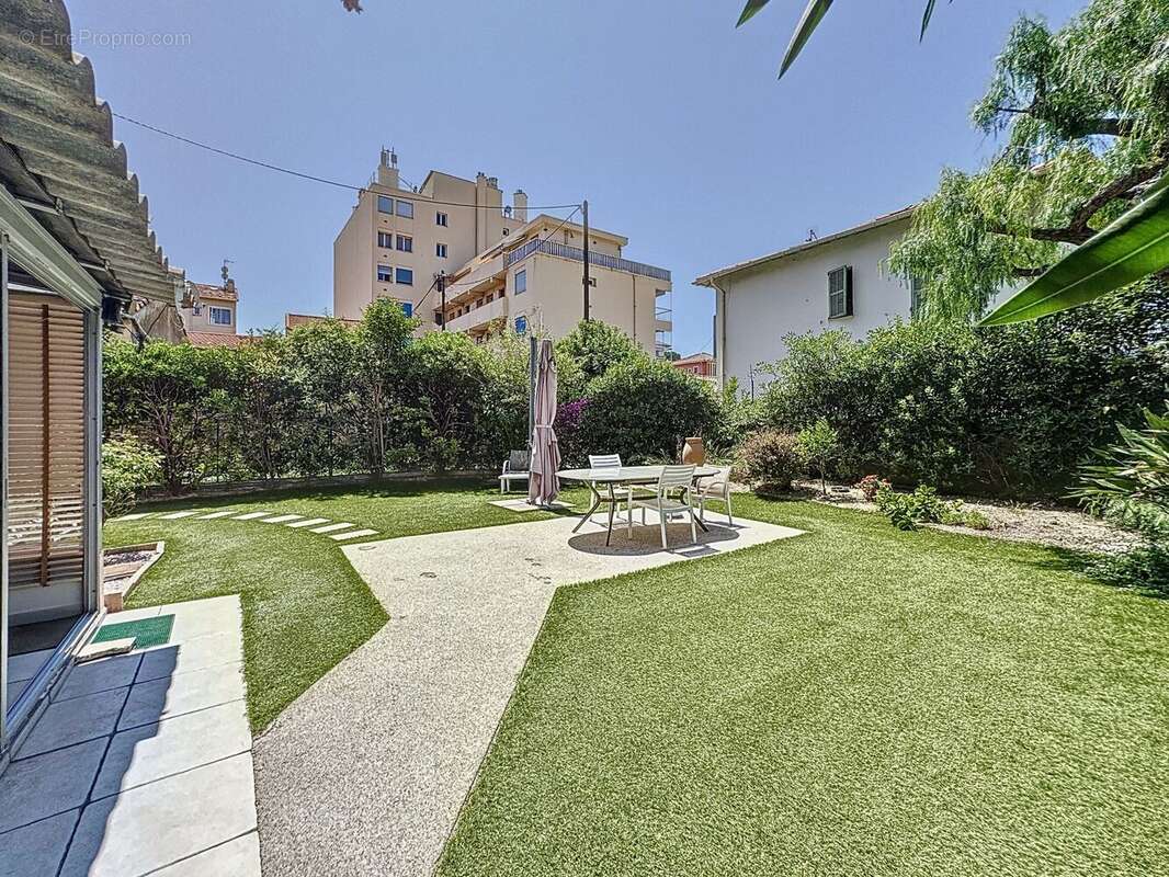 Appartement à CAGNES-SUR-MER