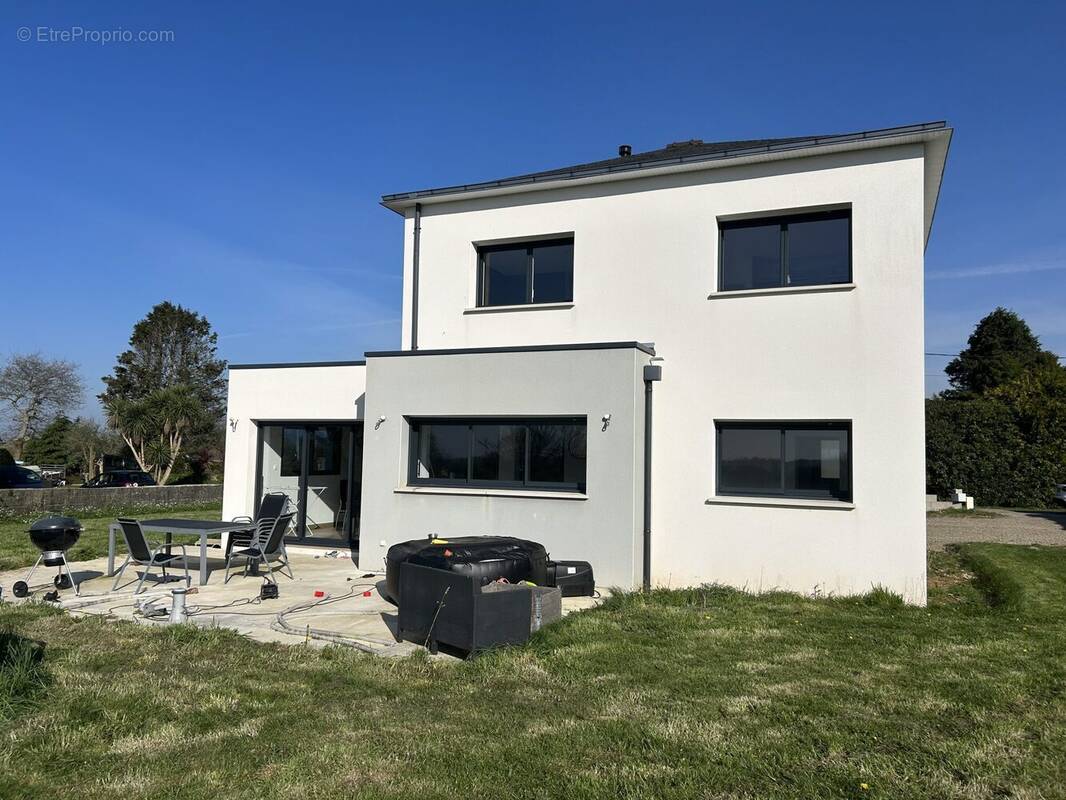 Maison à GOURLIZON