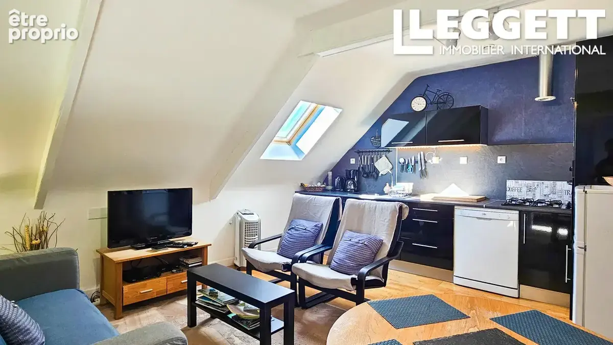 Belle propriété de 3 appartements au cœur de Gouarec, proche du canal, offrant de multiples possibilités - photo 9