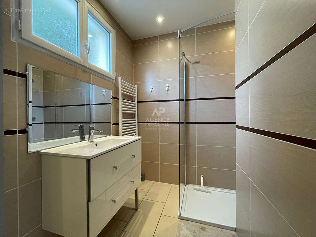 Appartement à CHAVILLE