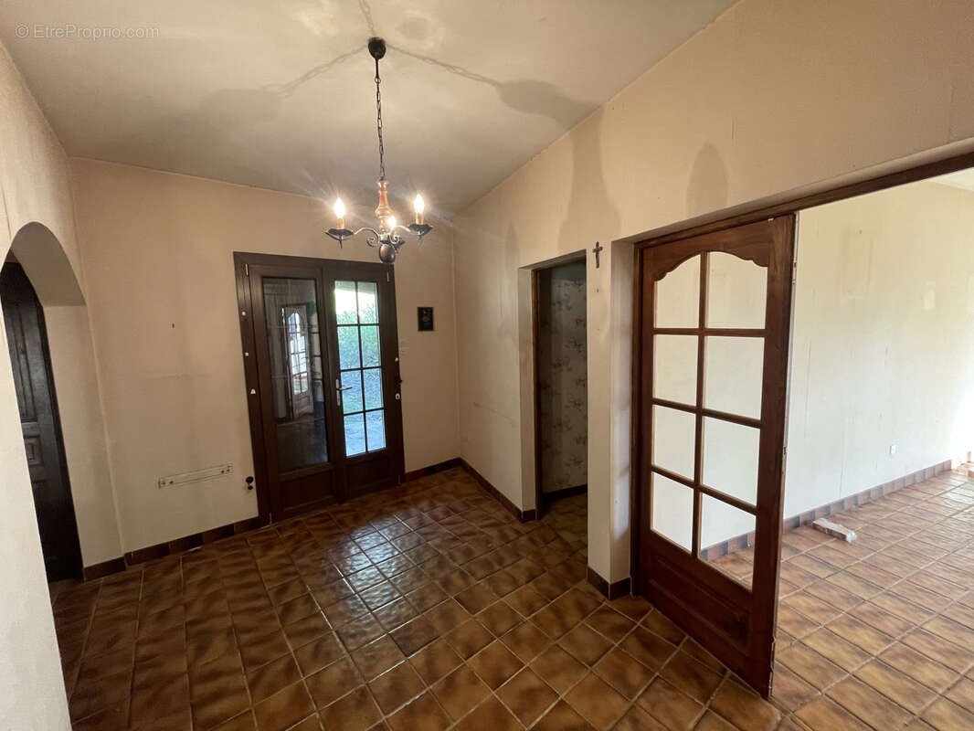 Maison à MONTFORT-SUR-ARGENS