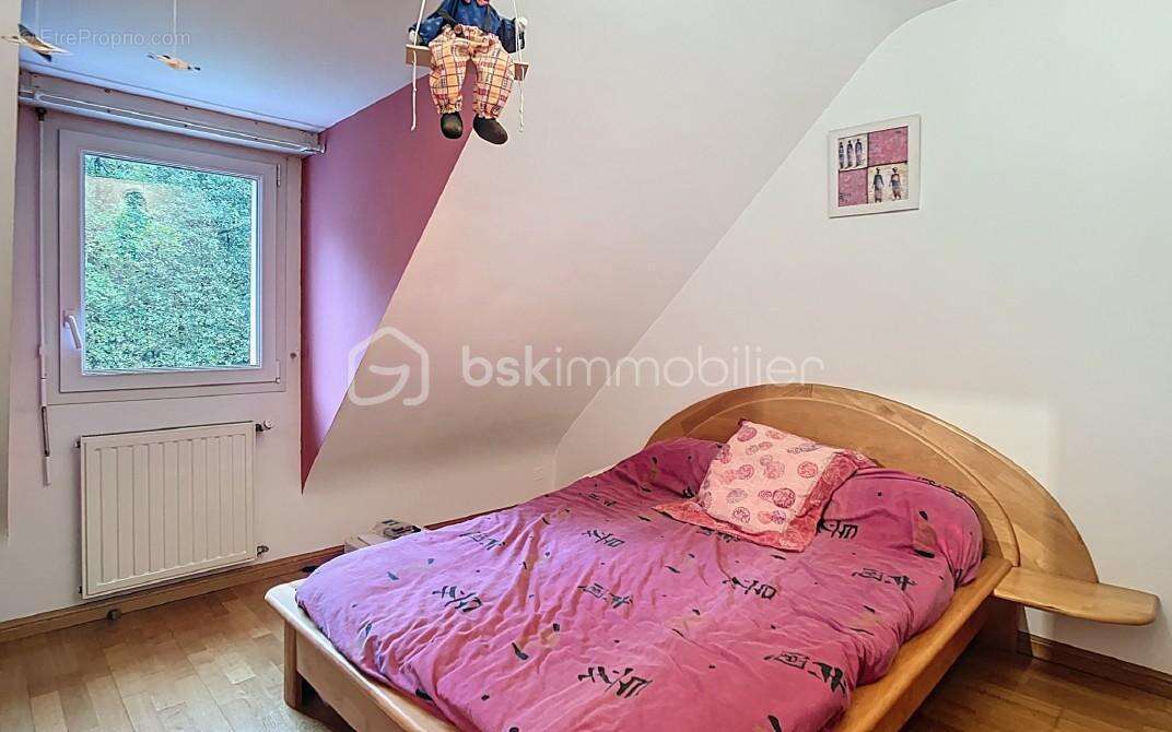 Maison familiale - vie de plain-pied - 4 chambres - spa - terrain constructible - photo 12