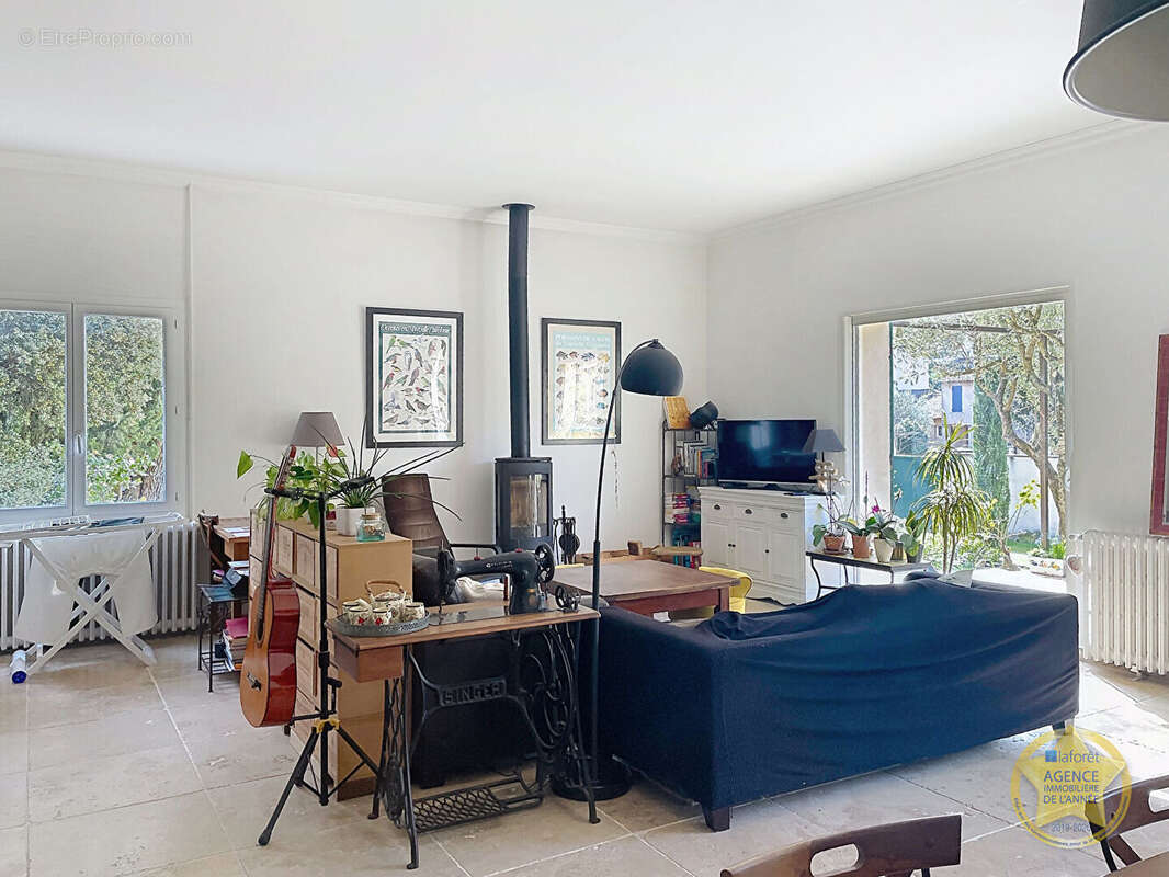 Maison à VILLENEUVE-LES-AVIGNON