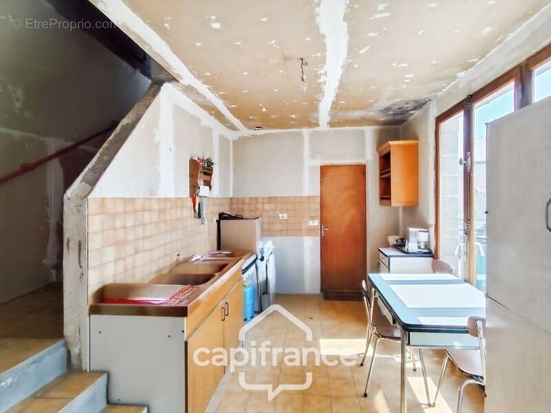 Maison à BESSE-SUR-BRAYE