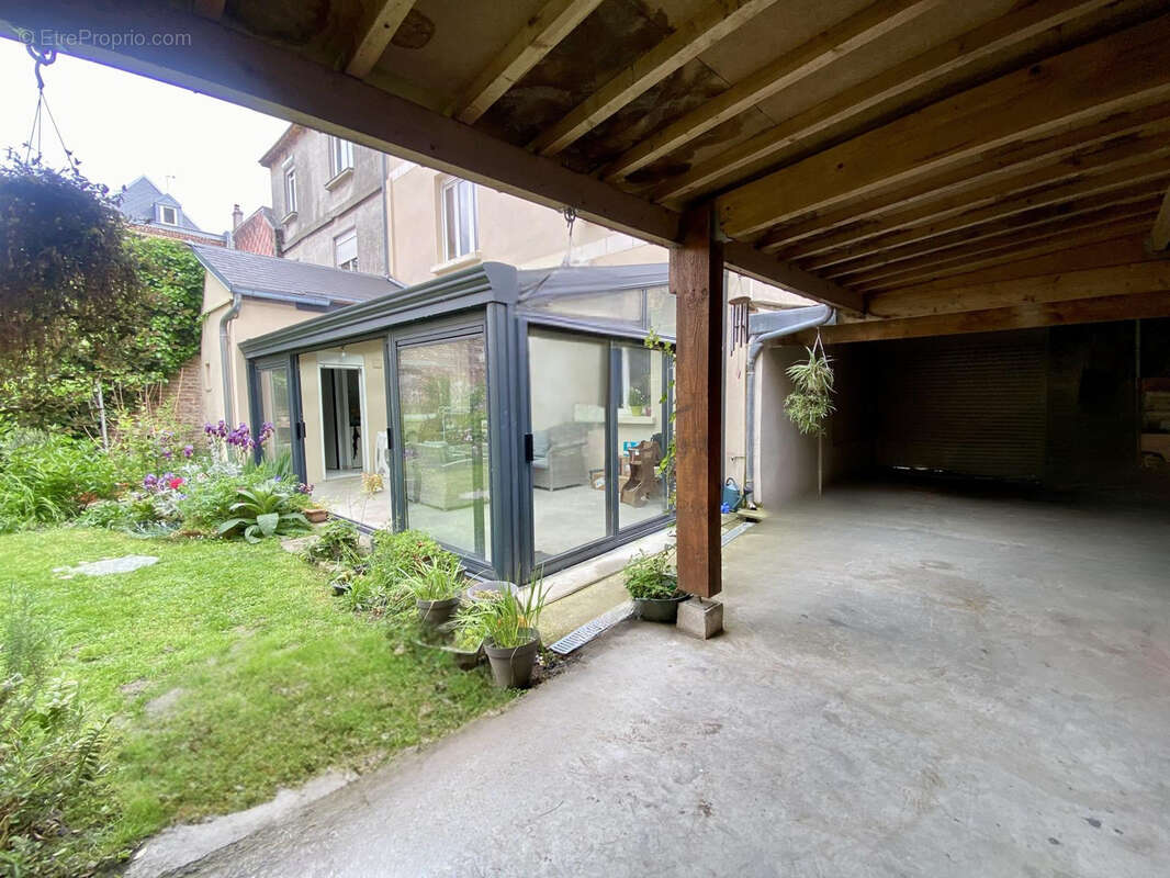 Maison à SAINT-QUENTIN