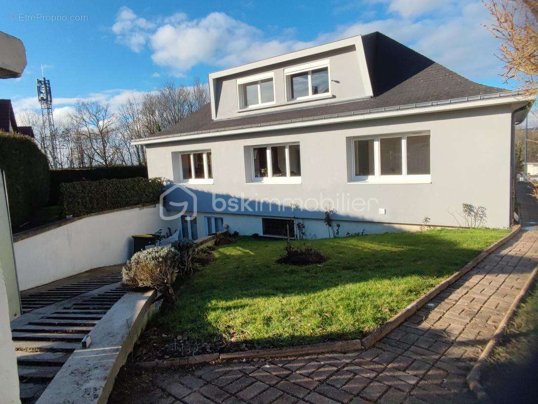 Maison à AIGLEMONT