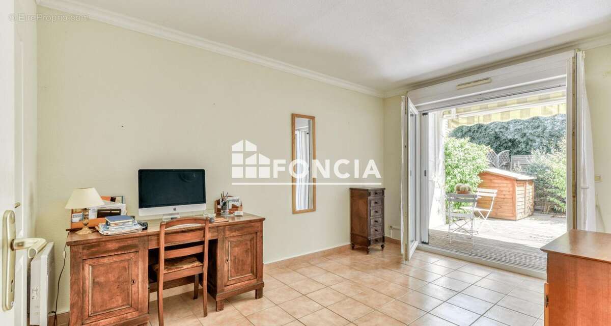 Spacieux appartement t3 en rez de jardin - photo 9