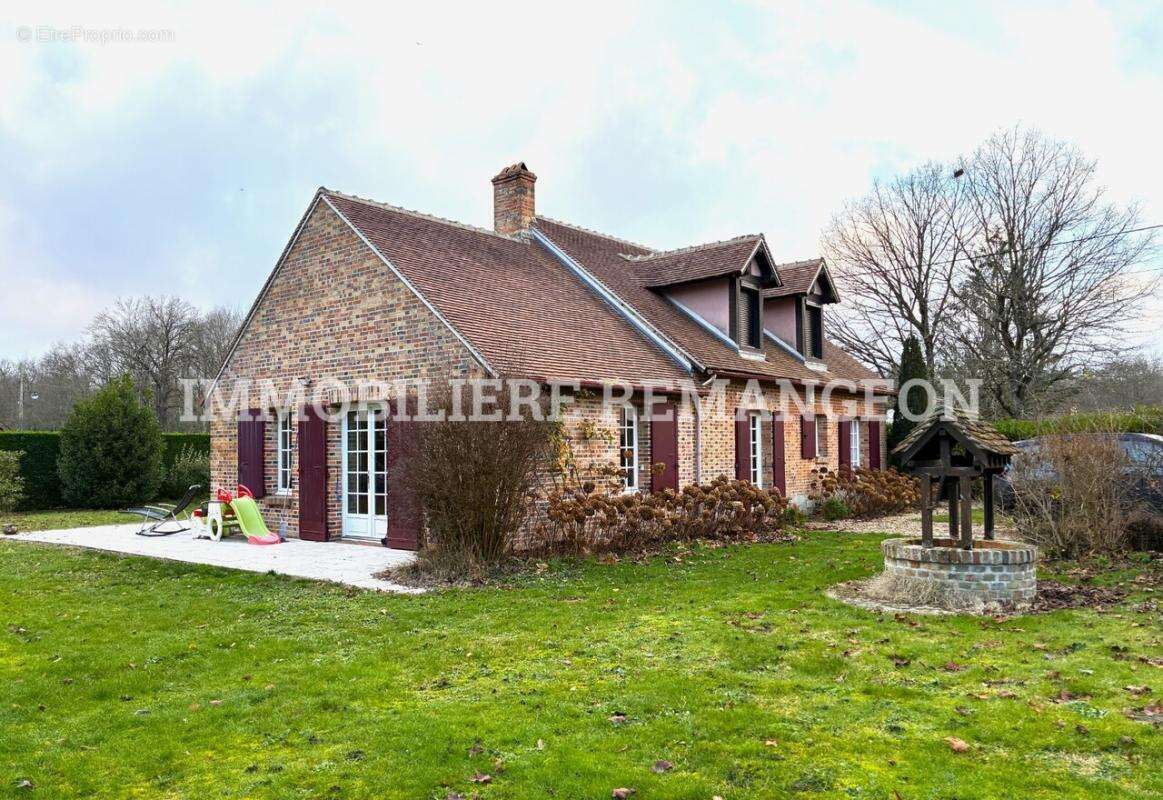 Maison à CHAUMONT-SUR-THARONNE