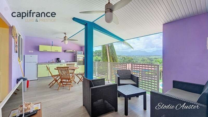 Maison à PETIT-BOURG