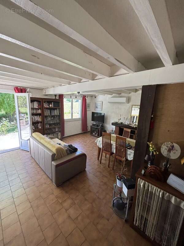 Maison à LES BORDES-SUR-ARIZE