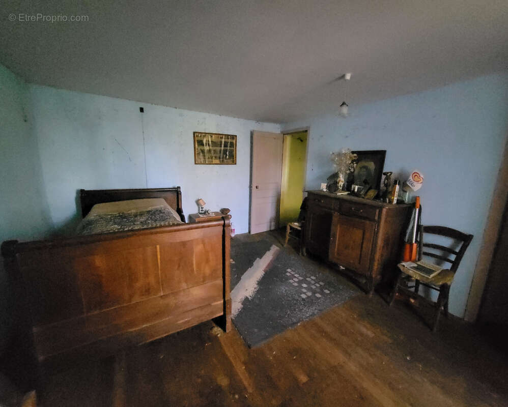 Maison à DOMPIERRE-LES-EGLISES