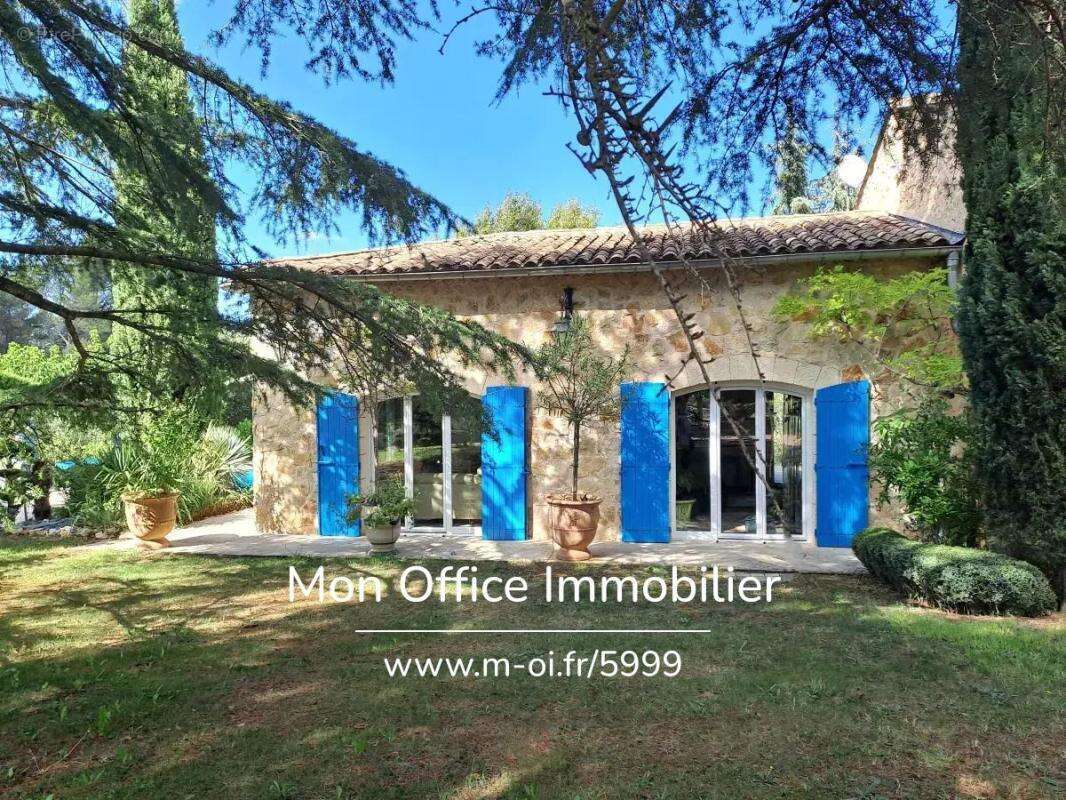 Maison à JOUQUES