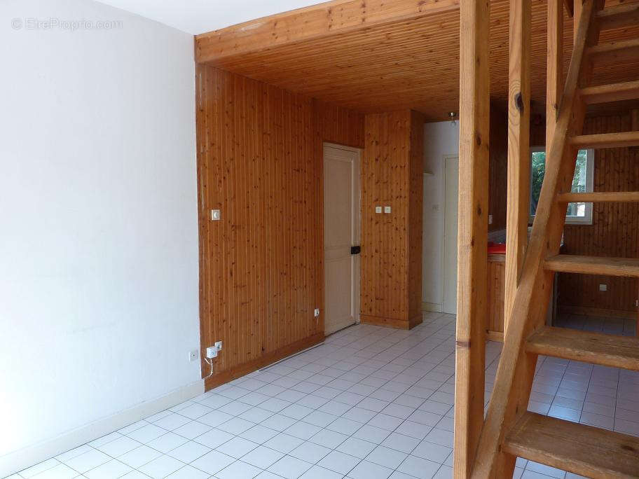 Maison LA RICHE Place Sainte Anne 2 chambres - photo 2