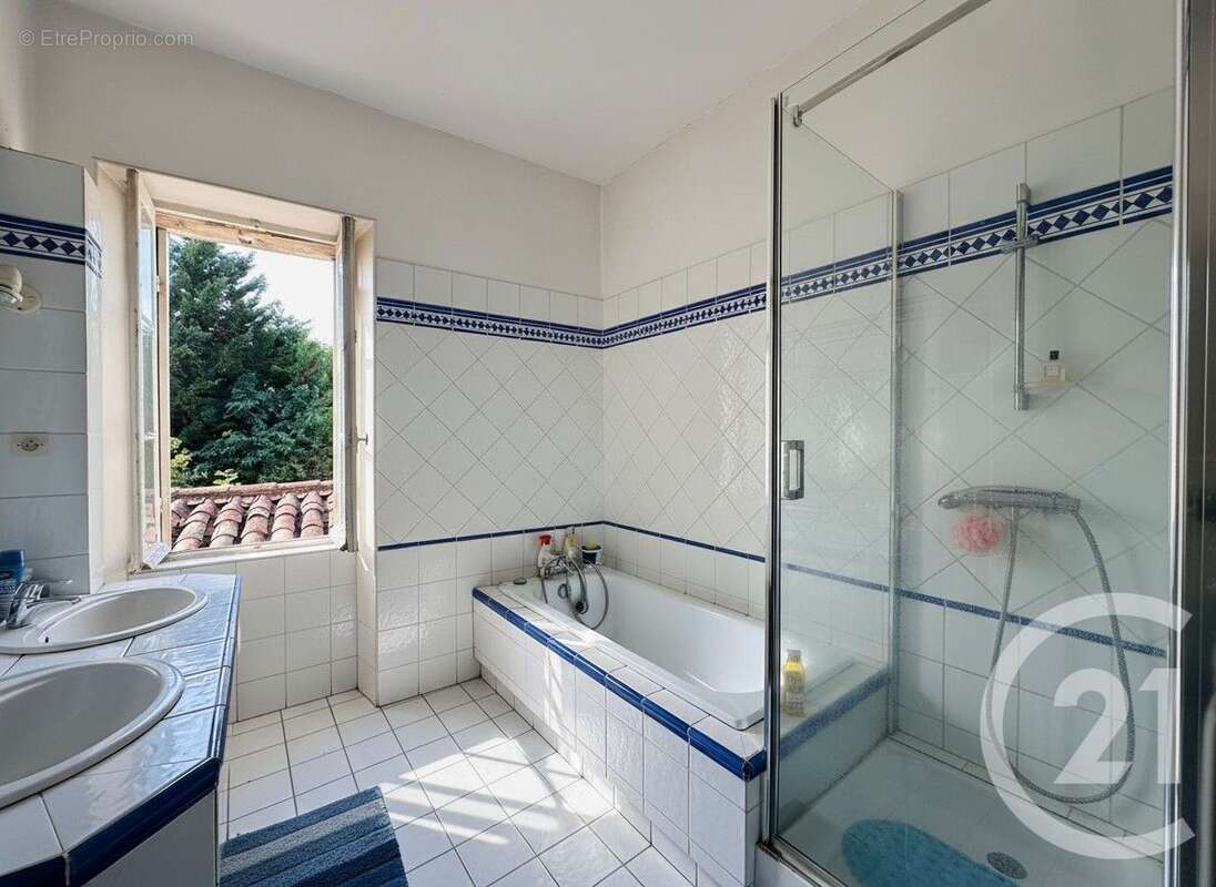 Maison à SAINT-ANDRE-DE-CUBZAC