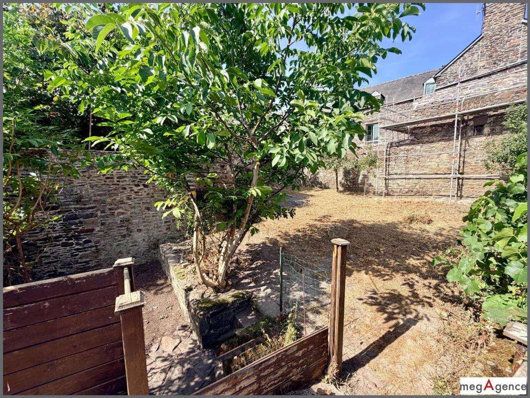 Duplex de caractère en plein centre ville avec son jardin de 186 m2 - photo 11