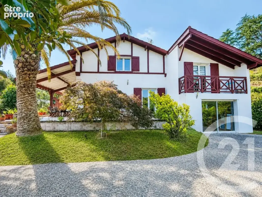 Maison à LARRESSORE