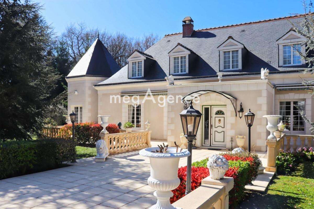 Maison à CHAMBRAY-LES-TOURS