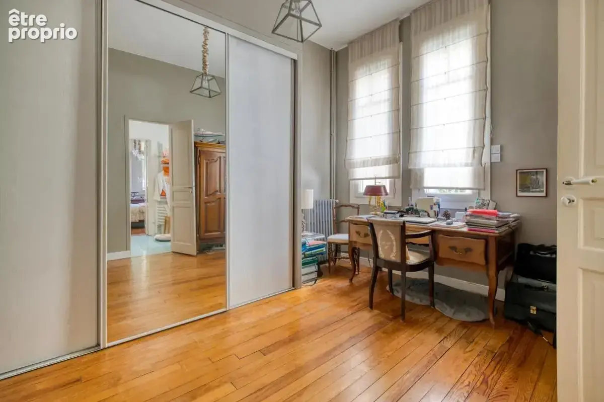 Maison de 8 pièces de 193 m² située à Toulouse - photo 9