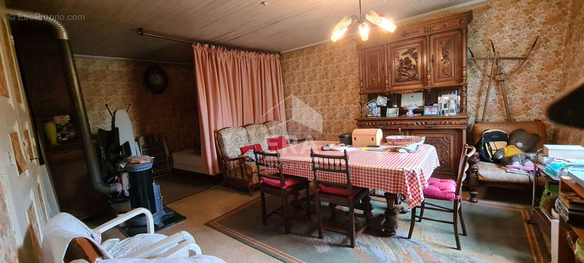 Maison à HAUTEVILLE-LOMPNES