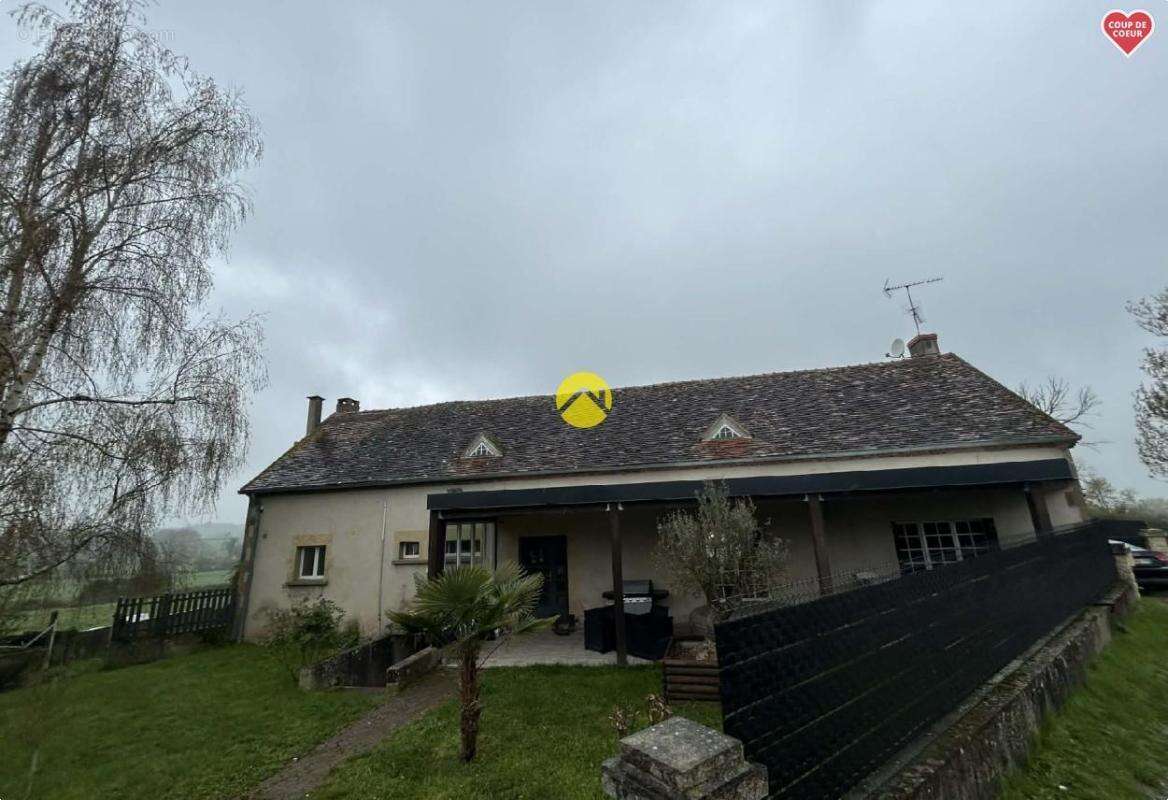 Maison à CERILLY