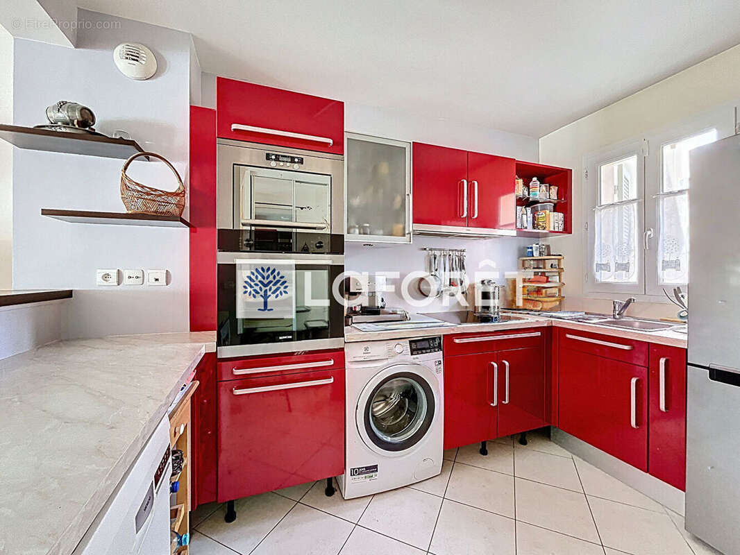 Maison à SAINT-NOM-LA-BRETECHE