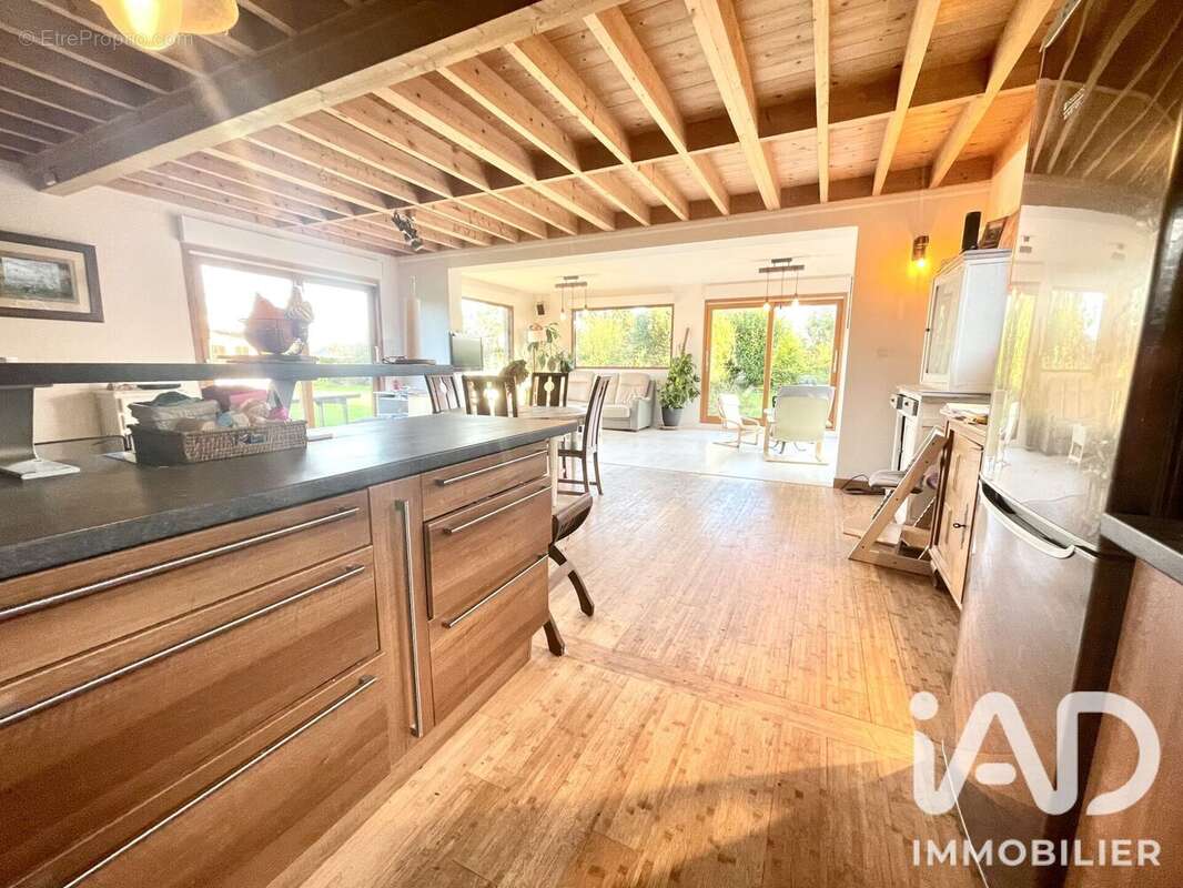 Maison 133 m² à Beuzeville  - photo 5