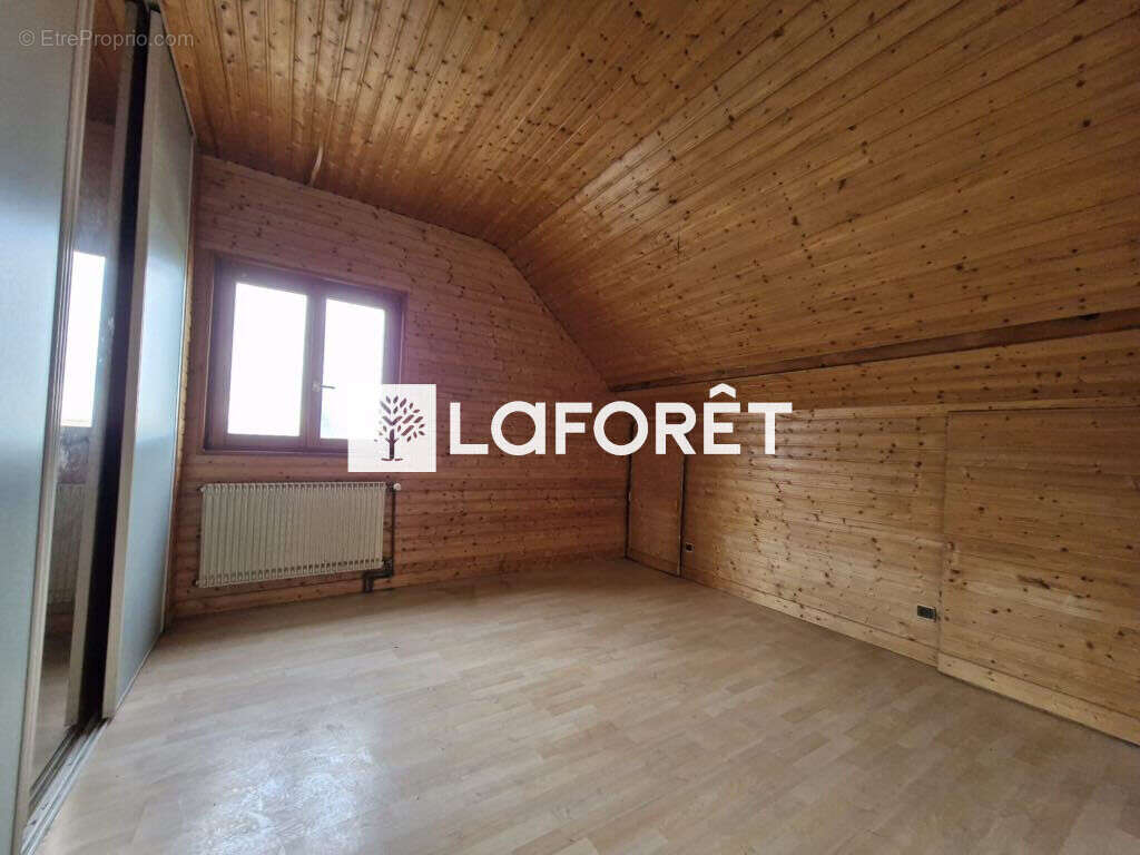 Maison à SAINTE-SUZANNE