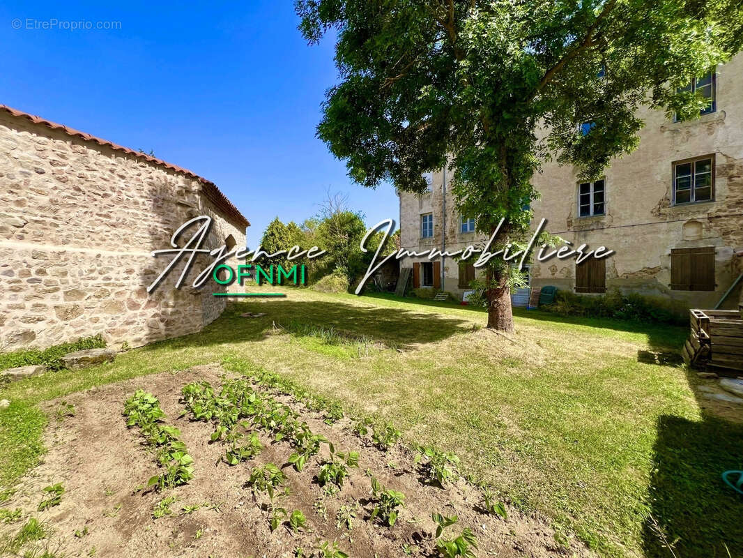 Maison à SAINT-GEORGES-LAGRICOL