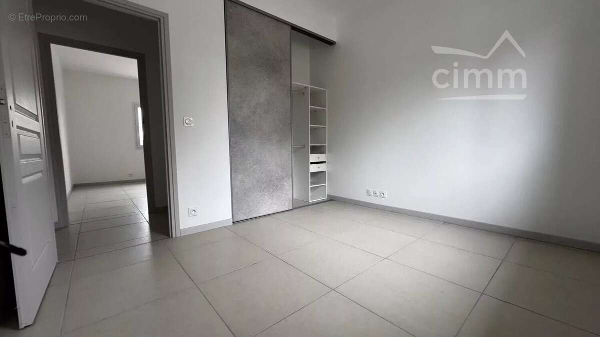 Appartement à ALBON