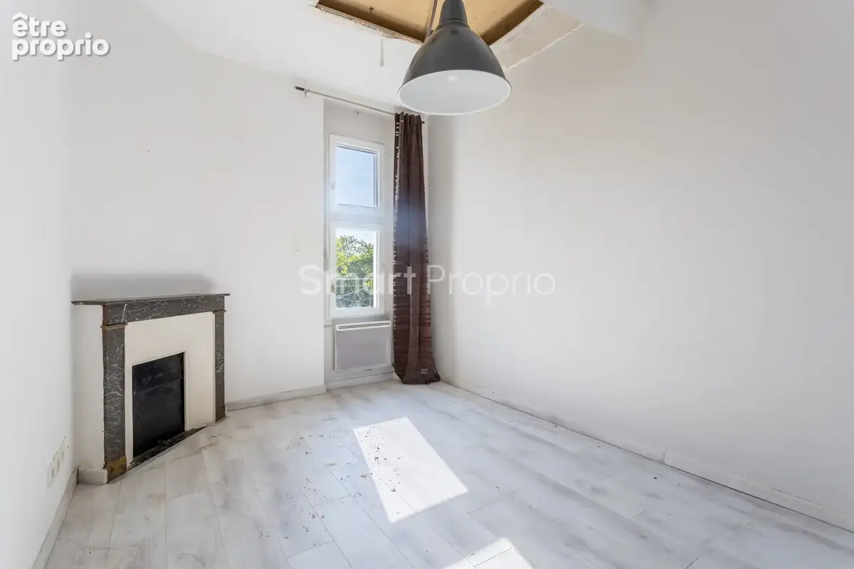 Bel appartement rénové avec terrasse à Vichy. - photo 8
