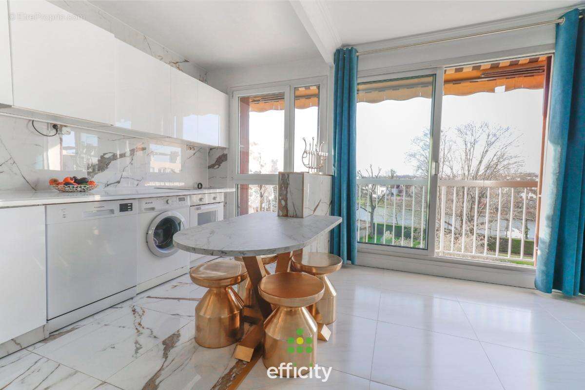 Appartement à BRY-SUR-MARNE