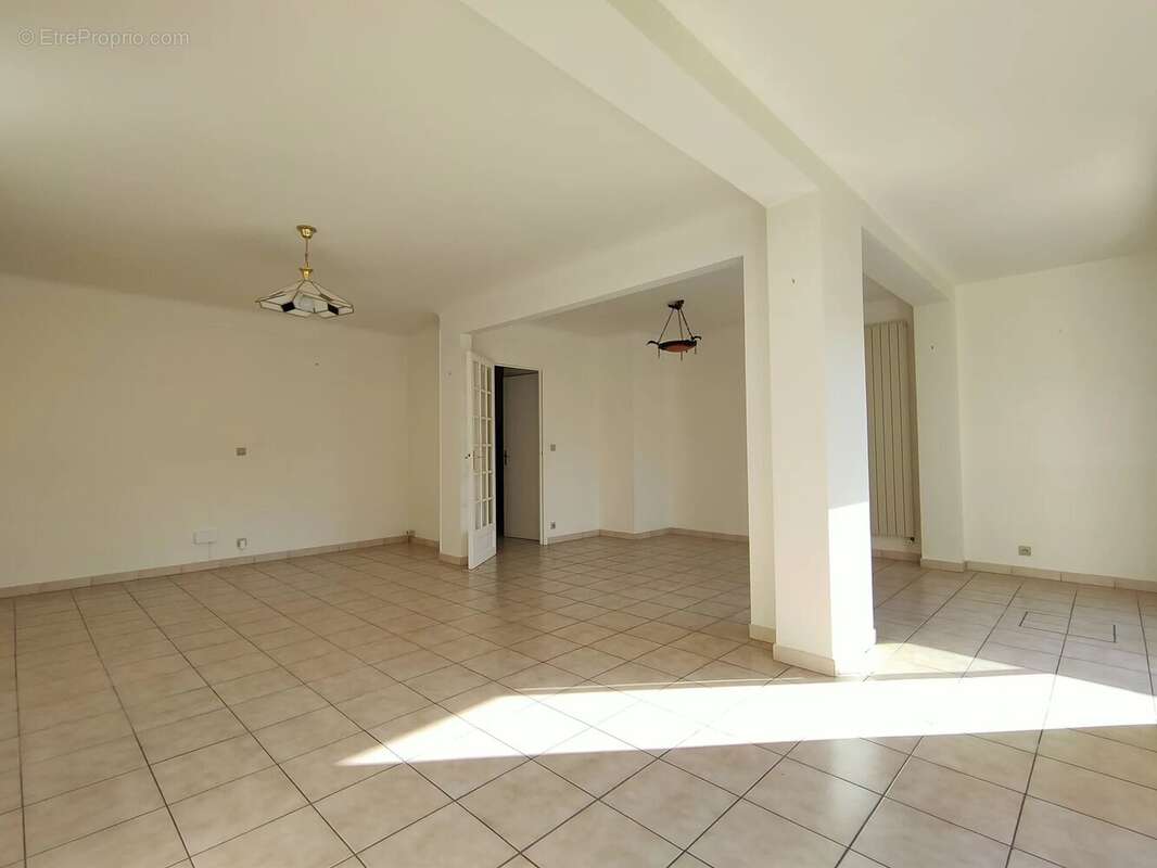 Maison à SAINT-GERMAIN-EN-LAYE