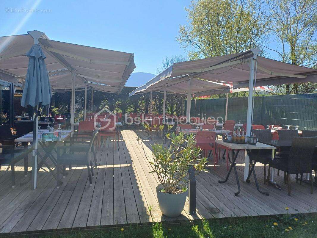 Commerce à VARCES-ALLIERES-ET-RISSET