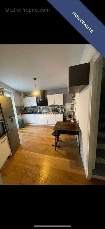 Maison à LES MUREAUX