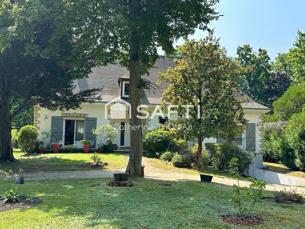 Photo 1 - Maison à LAMORLAYE