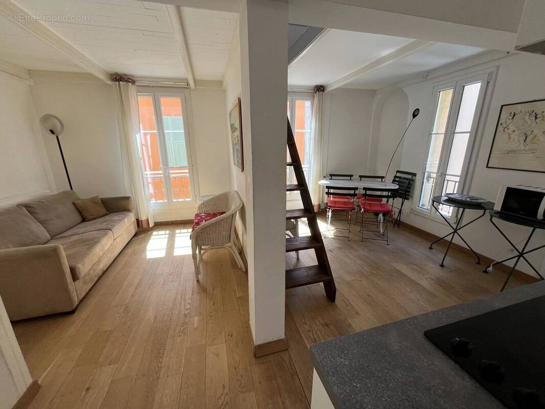 Appartement à VILLEFRANCHE-SUR-MER