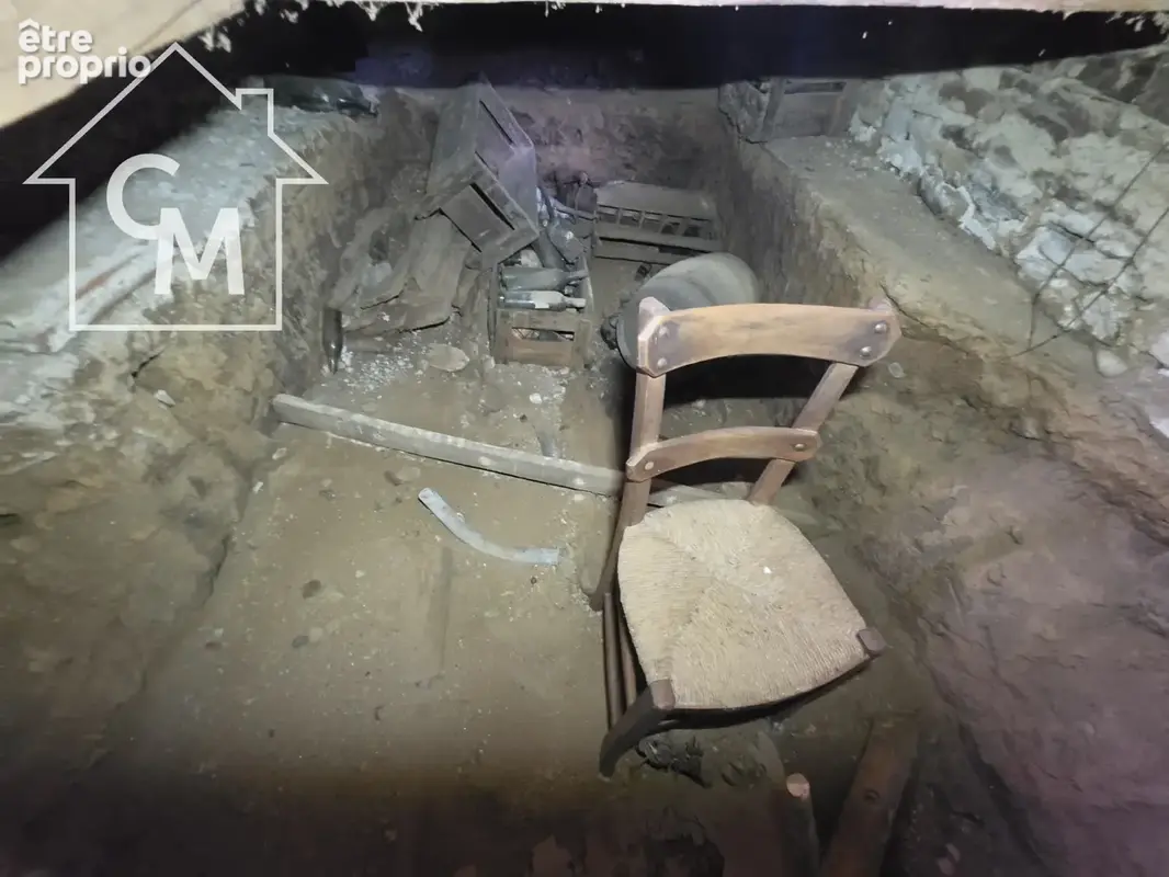 Maison de campagne à rénover avec dépendances et terrain de plus d'un hectare - photo 22