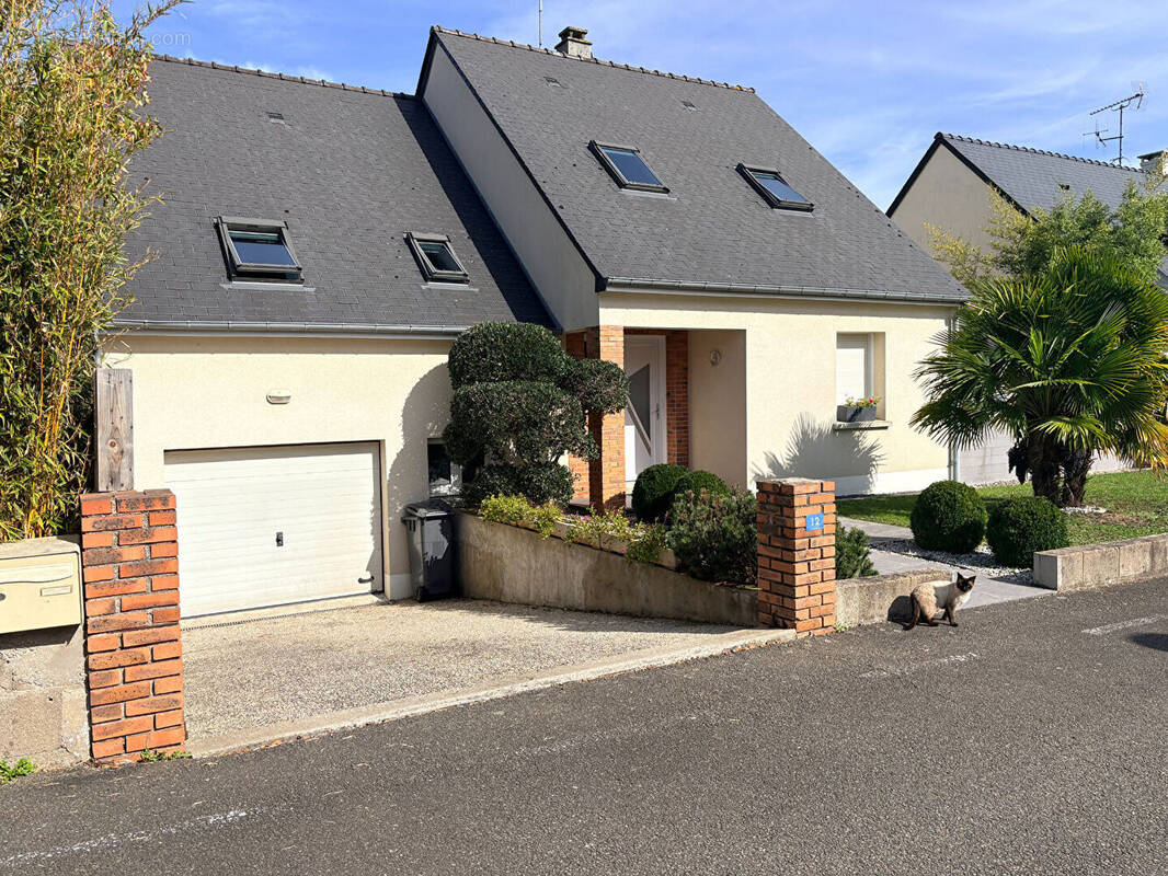 Maison à SAINT-BERTHEVIN