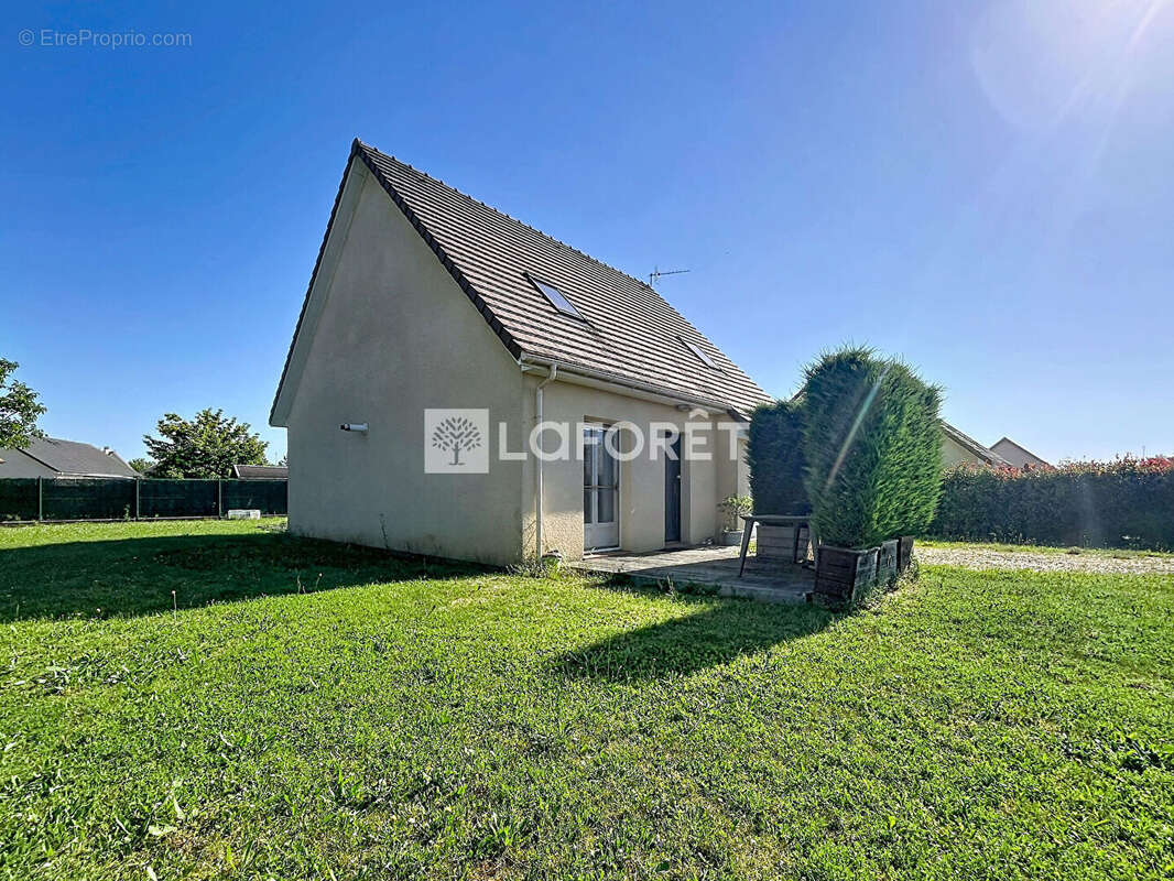 Maison à AUBEVOYE