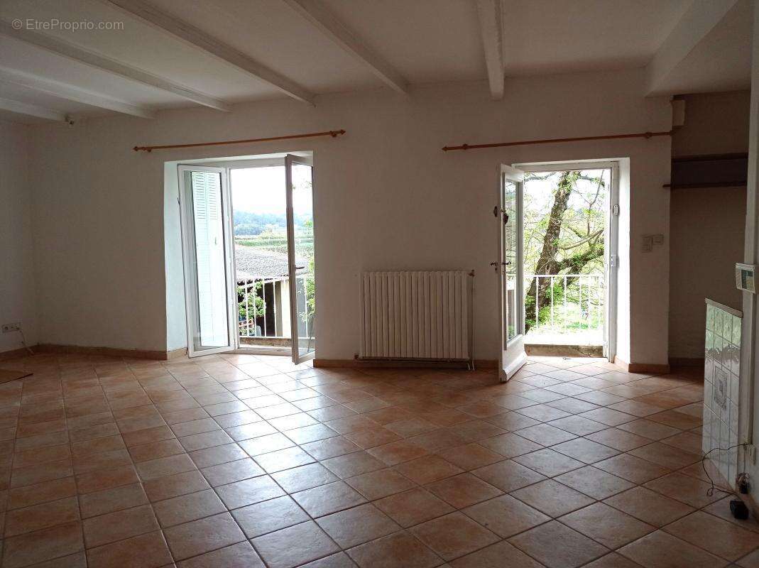 Appartement à SABRAN