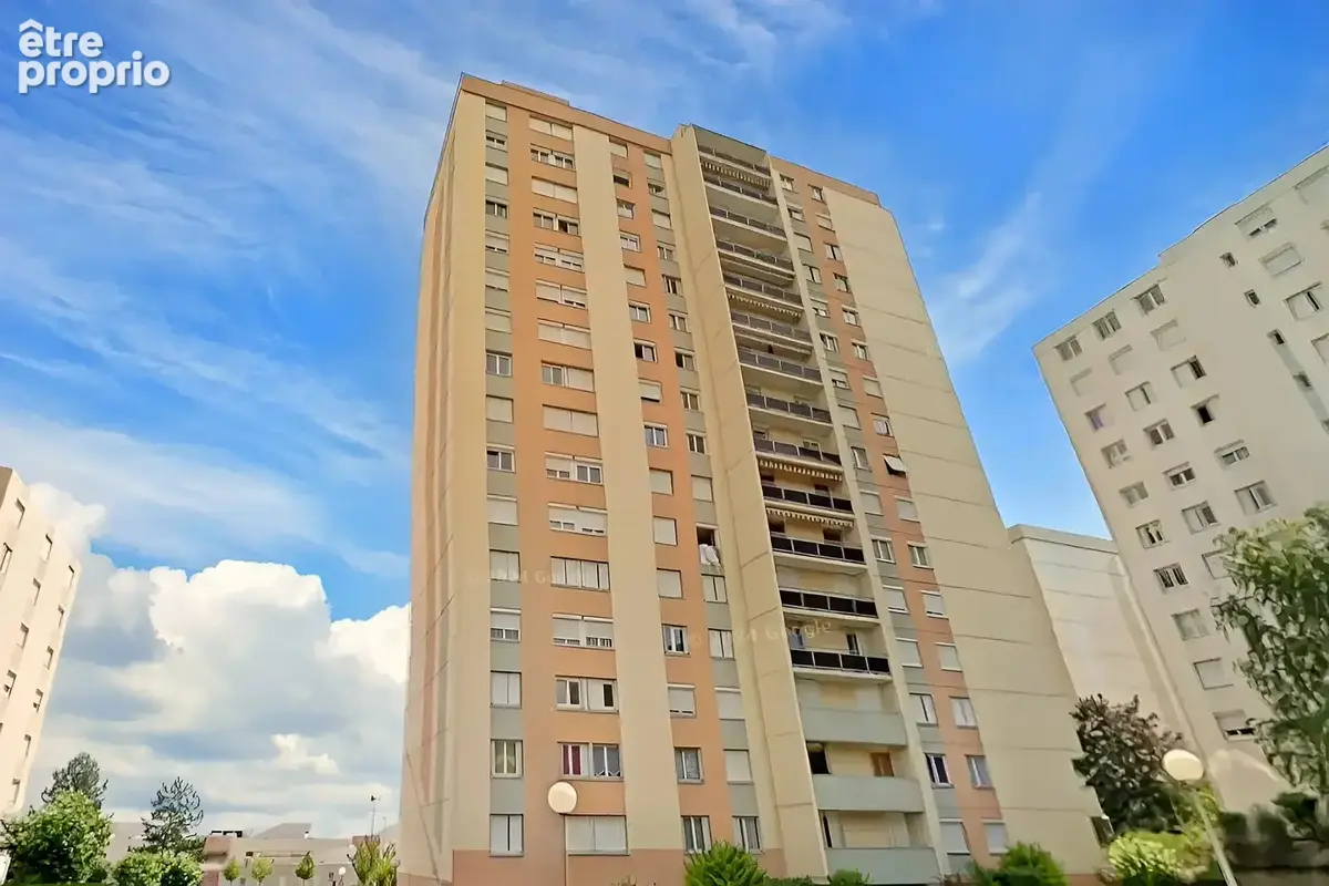 Photo Appartement à Clermont-Ferrand au prix de 65 100€