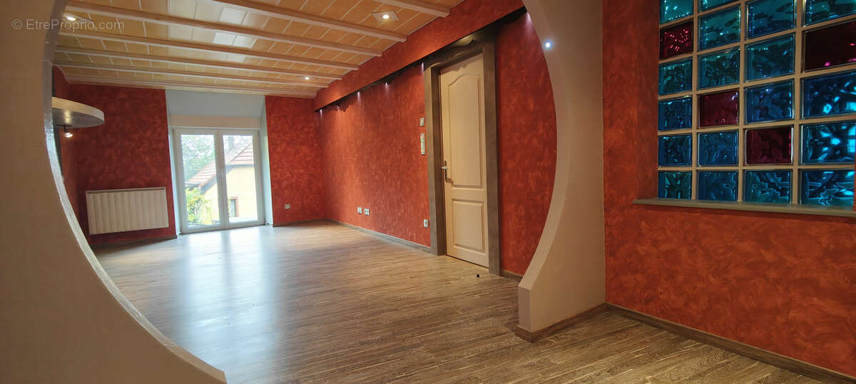 Maison à NEUVILLER-LA-ROCHE
